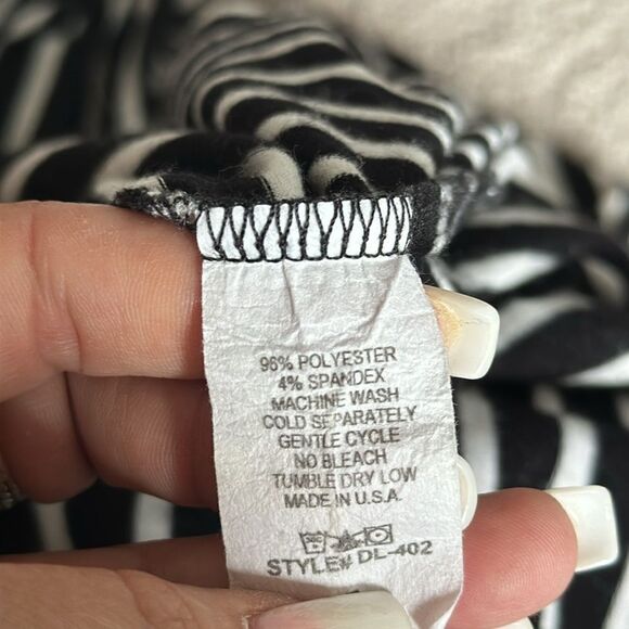 Veronica M. Striped Strapless Dress! - Picture 11 of 14